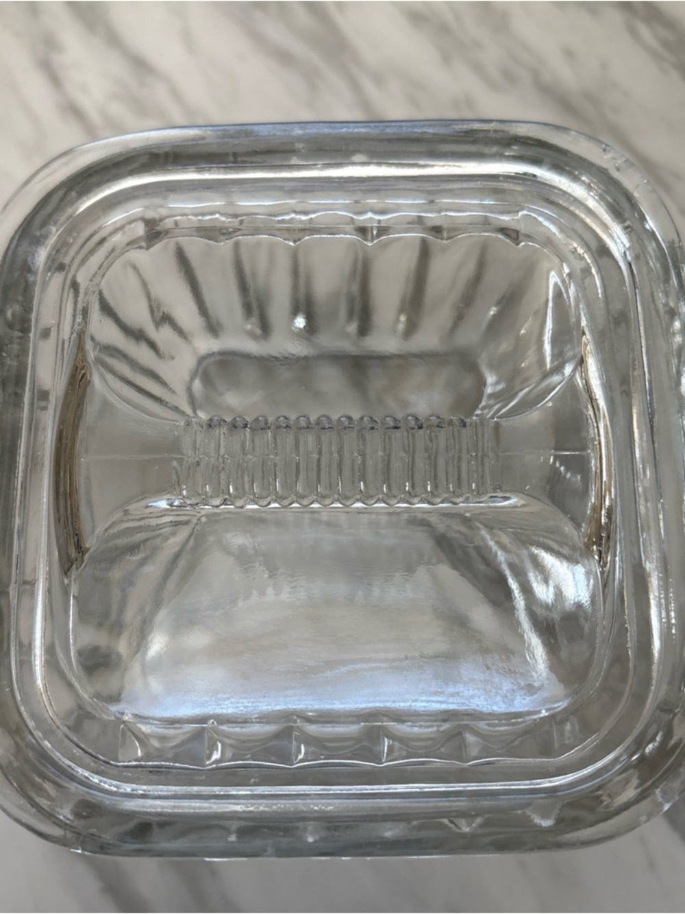 Frigie Clear Glass Square Covered Dish - Picture 5 of 12